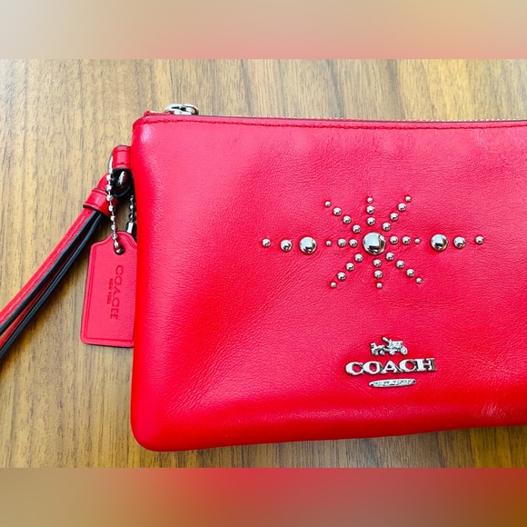 NWOT Coach Leather Wallet Wristlet Pouch Red - Picture 2 of 6